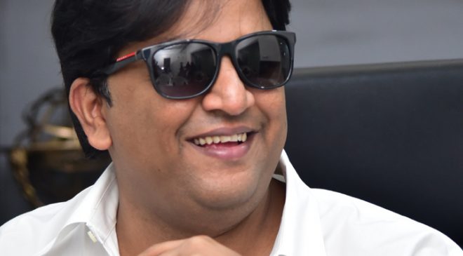 ‘రావణాసుర’లో రవితేజని చూసి ప్రేక్షకులు షాక్ అవుతారు : నిర్మాత అభిషేక్ నామా
