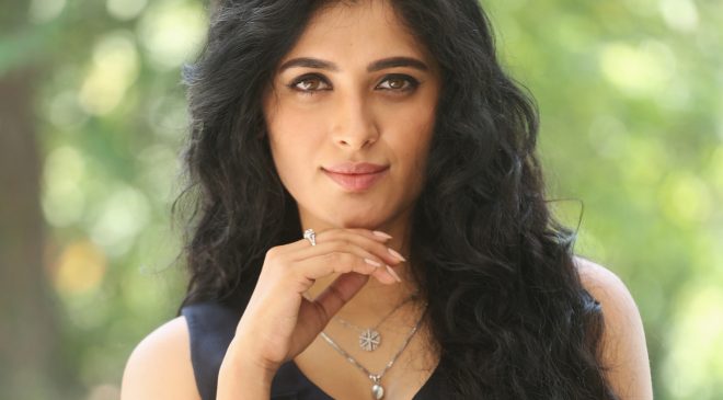 కొత్త వారిని పరిచయం చేయడంలో తేజ గారిది లక్కీ హ్యాండ్: 'అహింస' హీరోయిన్ గీతికా తివారీ