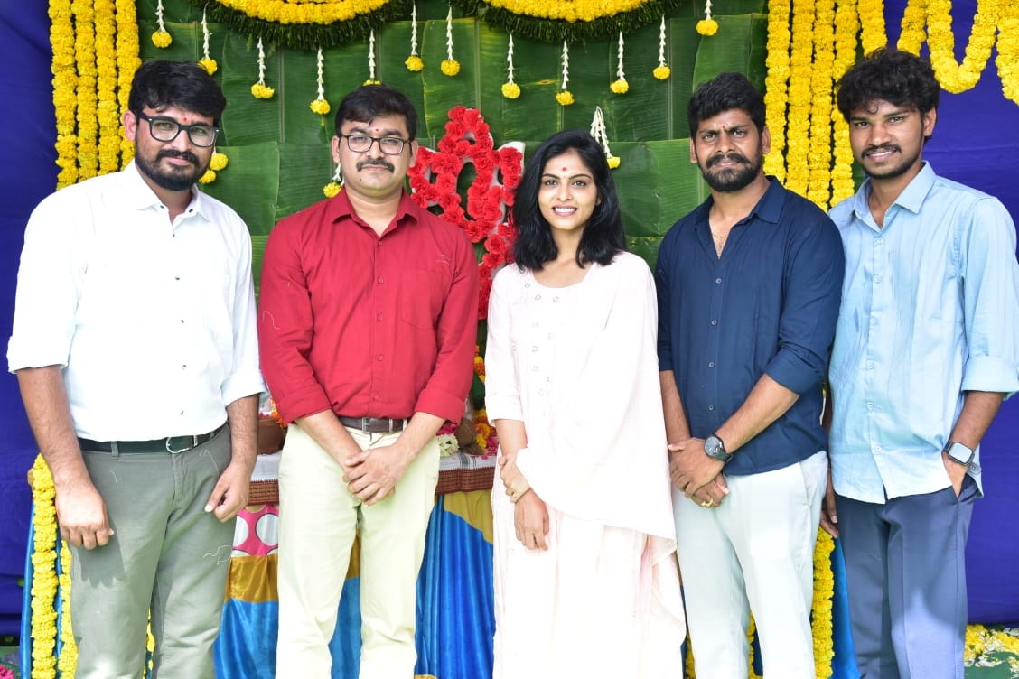 Sudha Creations Lady Oriented Movie Launches With Monika Reddy In Lead Role!!