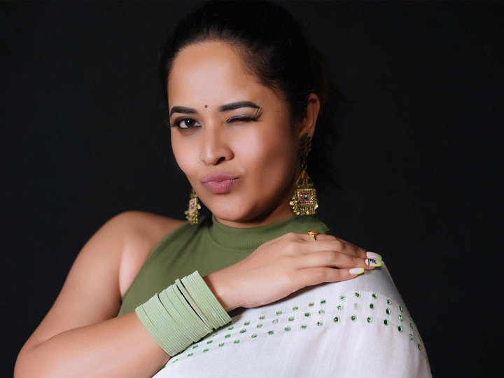 Anasuya.. Target for netizens once again!