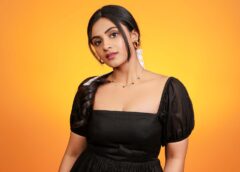 అల్లు అర్జున్‌, ఎన్టీఆర్‌.. ‘ఆయ్’లో నా పెర్ఫామెన్స్ చూసి అభినందించారు:  న‌య‌న్ సారిక‌