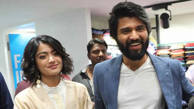 Rashmika and Vijay are together once again!