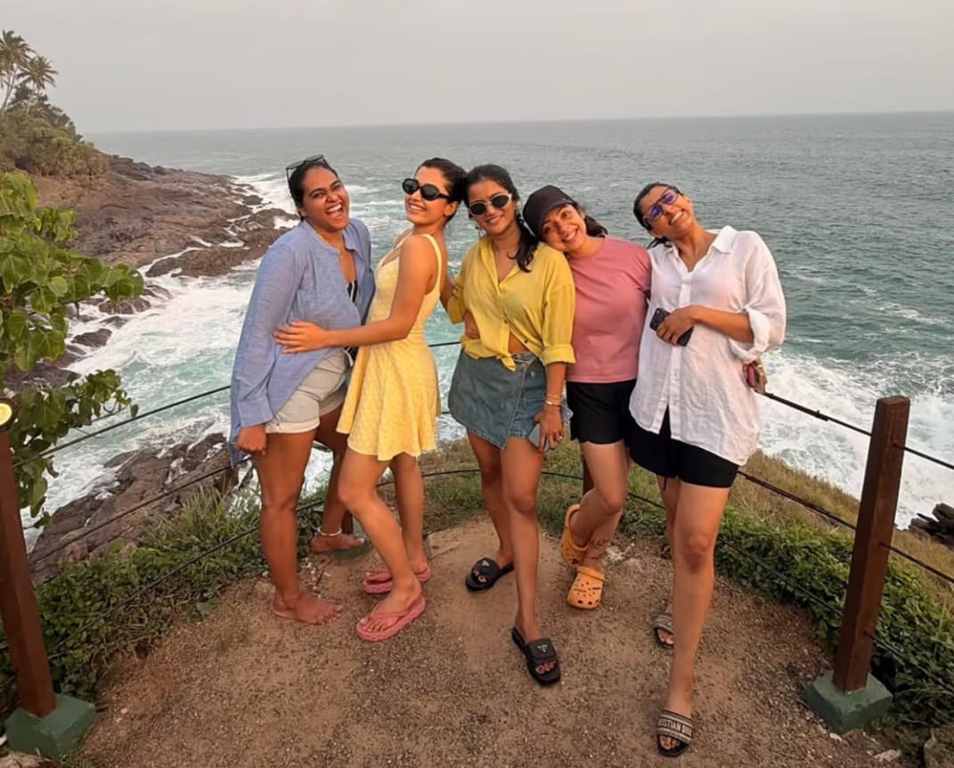 Rashmika's bachelorette party on Sri Lanka trip?