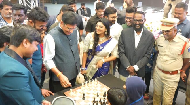 The concentrated International Open Rapid Chess Tournament begins at Hitex