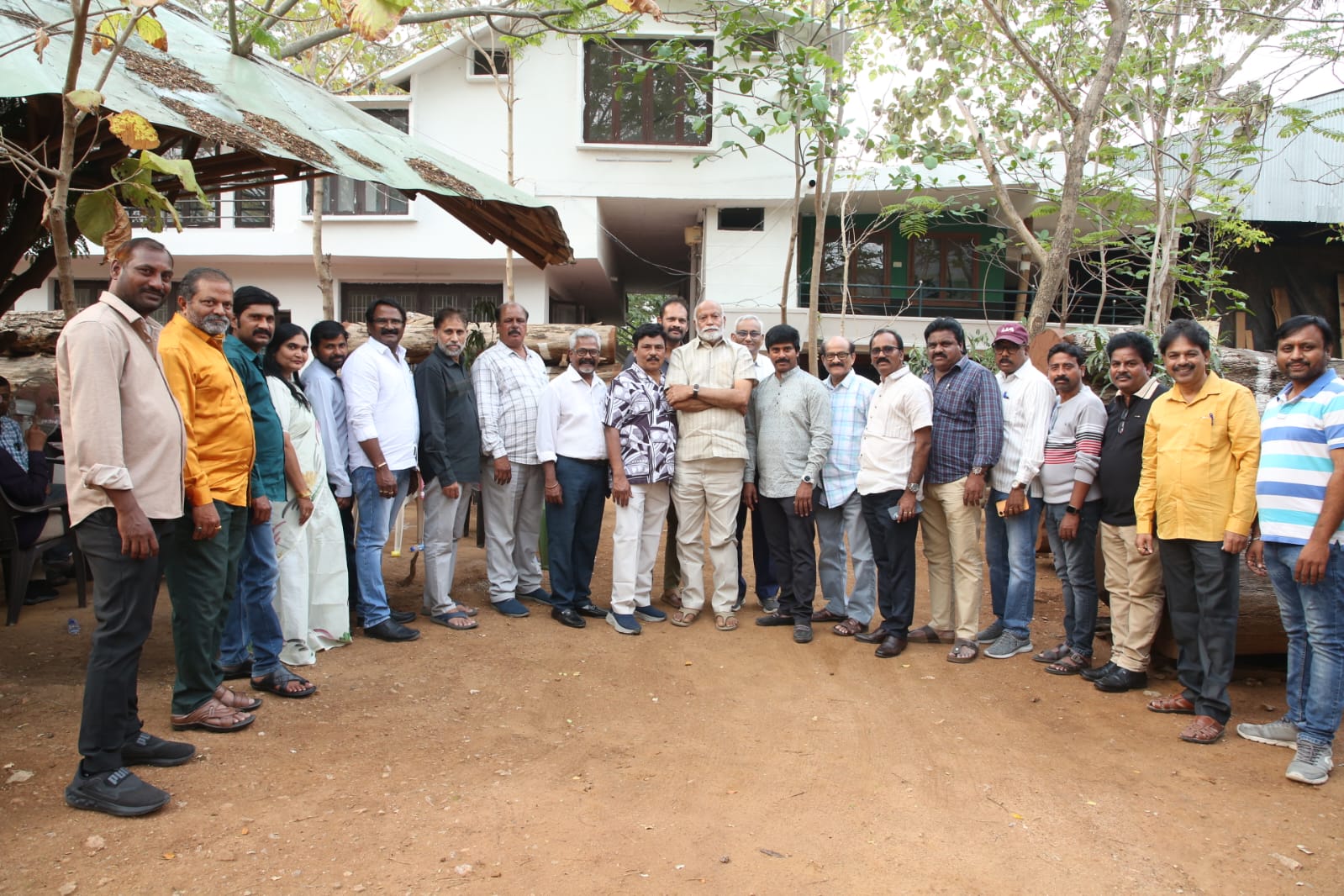 The newly elected Governing Body and Executive Committee members of the Film Critics Association met renowned producer Chadalavada Srinivasa Rao in a warm and cordial gathering.
