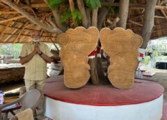 Venkanna's feet... the Abhaya Vedas that protect the devotees from troubles..