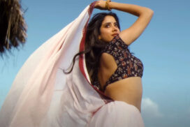 Fans are in awe of Janhvi's beauty..