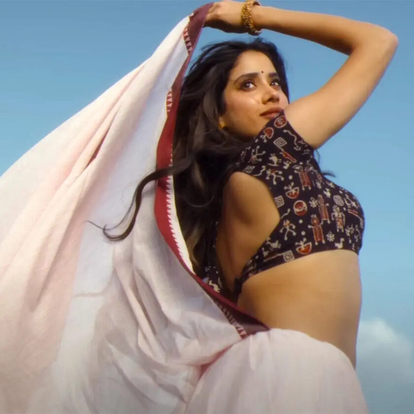 Fans are in awe of Janhvi's beauty..