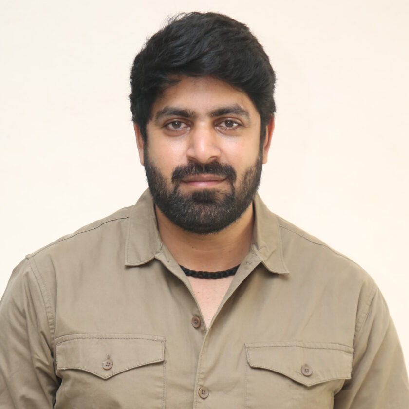 Theaters in the hands of four monsters...