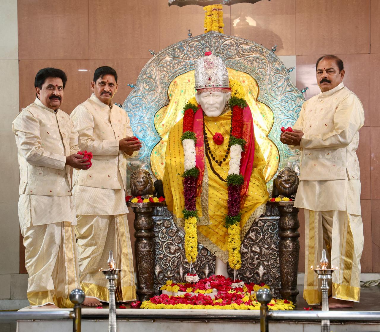 SV Krishna Reddy unveils 'Vedavyas' banner