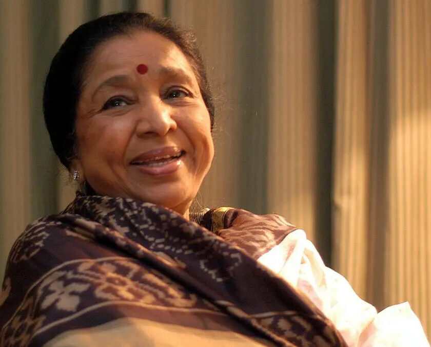 Asha left behind hundreds of crores!