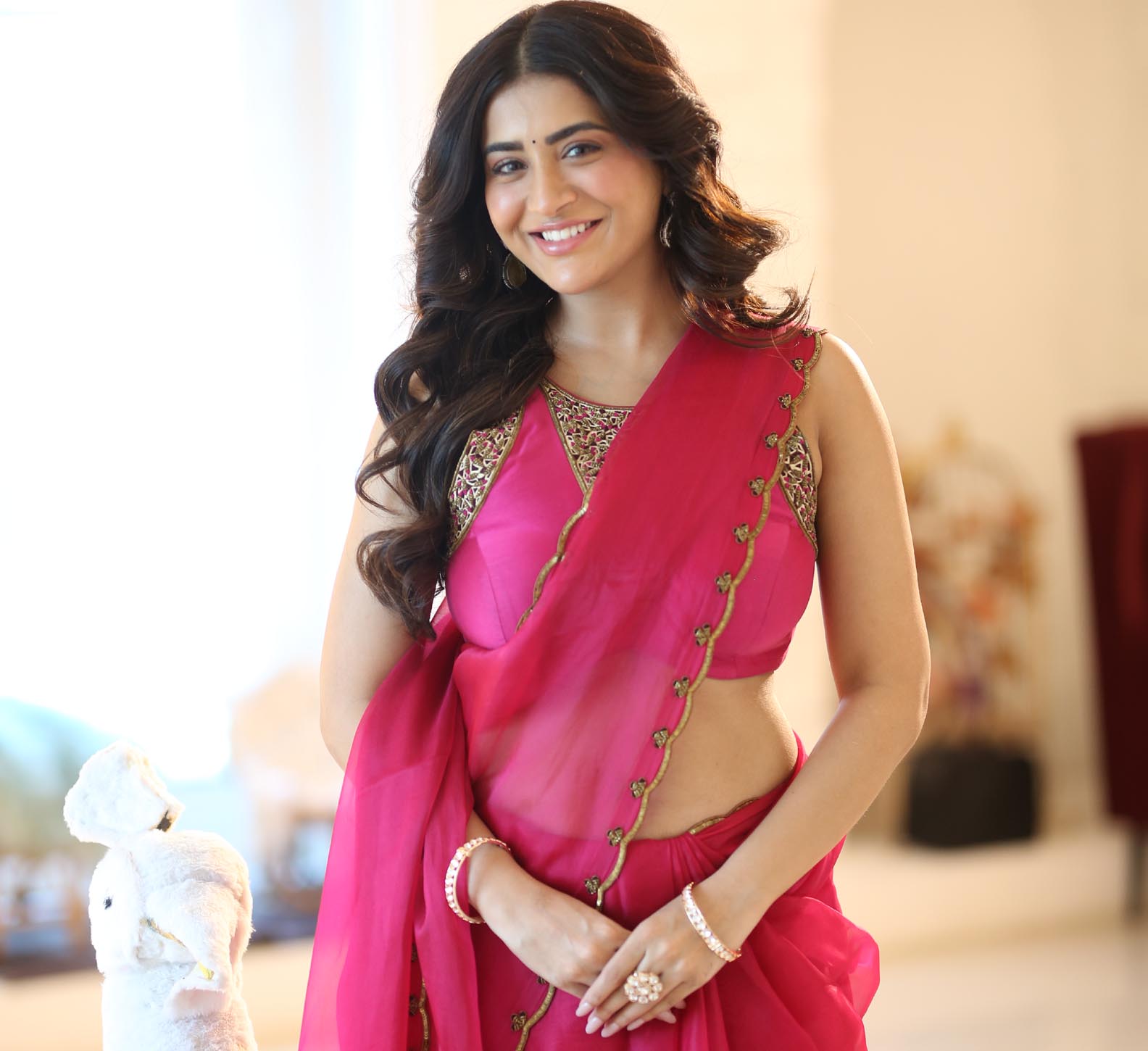 "I am completely different in real life": Interview with 'Transfer Trimurtulu' heroine Raashi Singh...