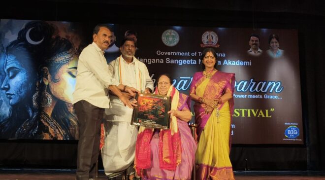Accommodation concession should be provided to artistes in tourist places