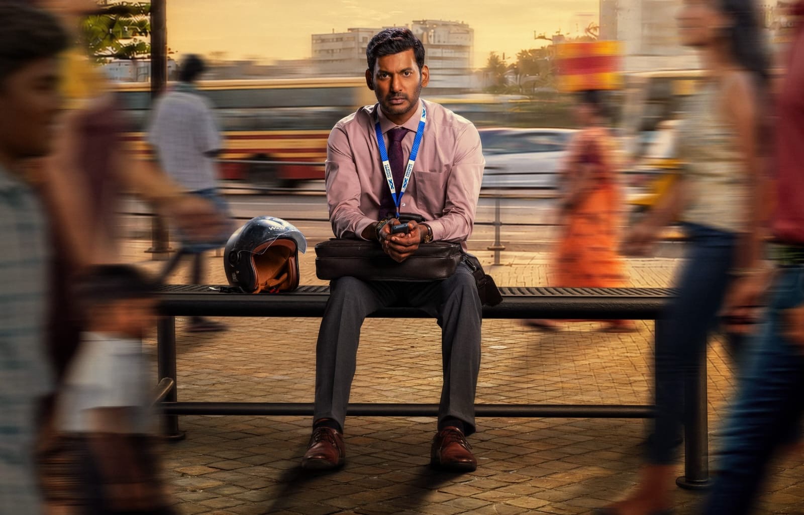 'Kalathela' song from Vishal's 'Makutam'