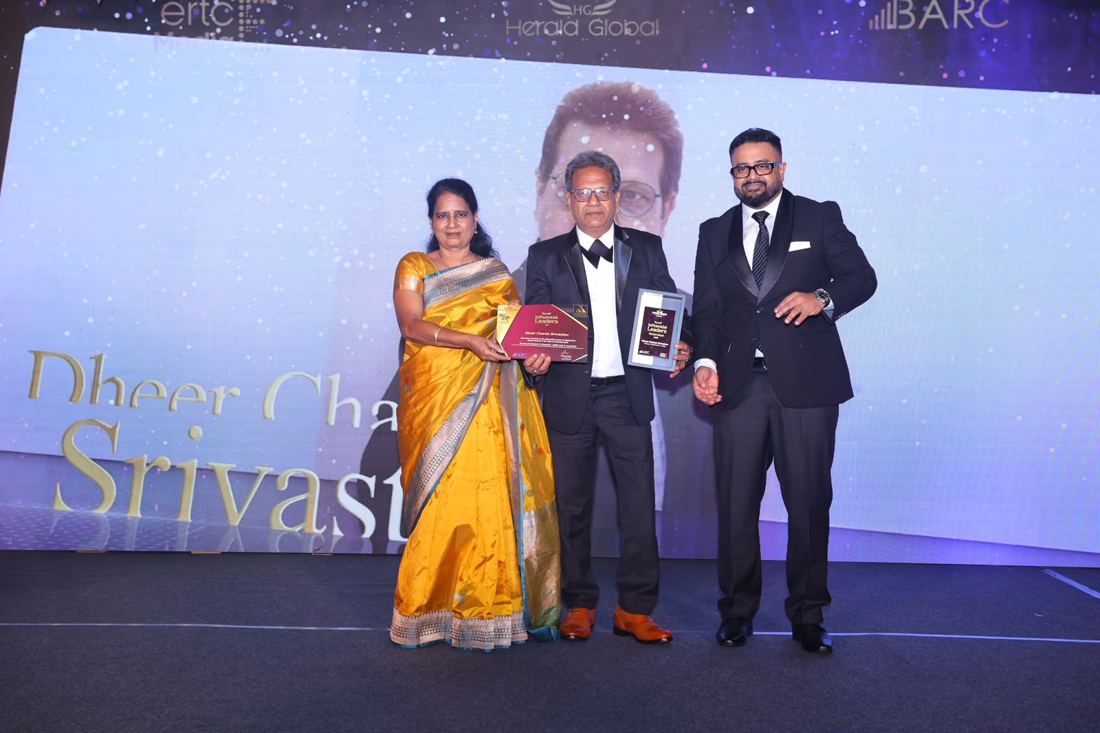 DHEER CHARAN SRIVASTAV HONOURED WITH INFLUENTIAL LEADER AWARD – ENTERTAINMENT