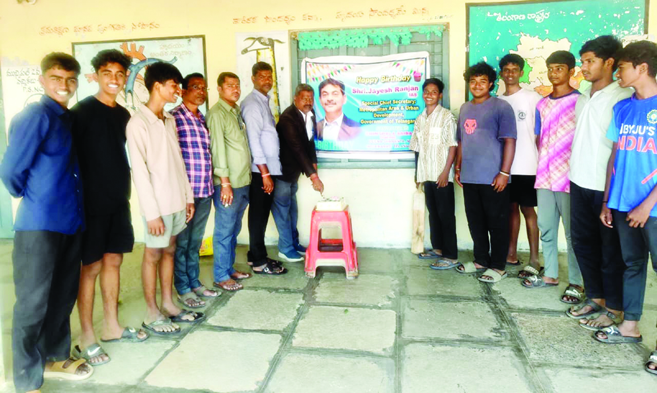 Birthday celebrations for IAS officer Jayesh Ranjan held on a grand scale in Alair